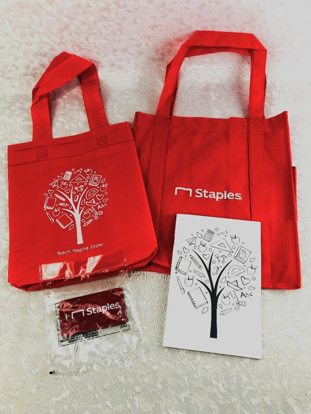 Staples Set Red Reusable Tote Bags (2) + Teacher Lined Journal + Luggage Tag NWT